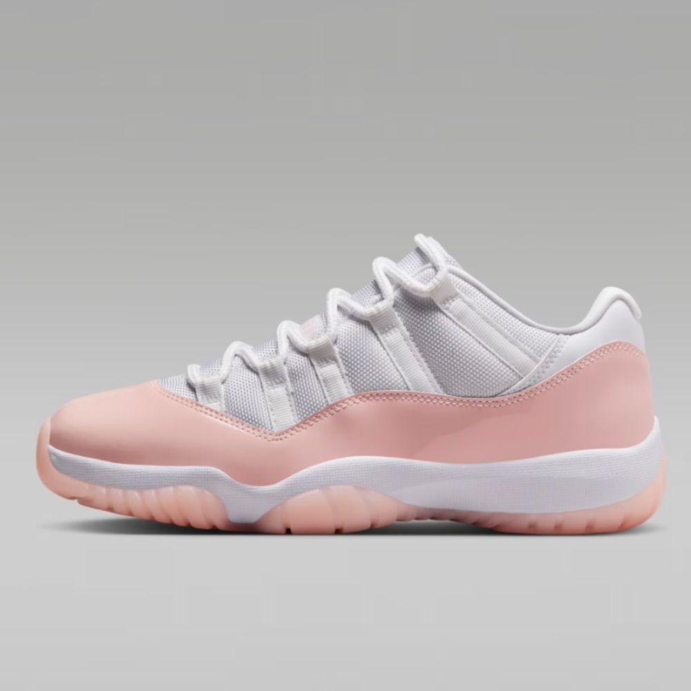 Air Jordan 11 Retro Low